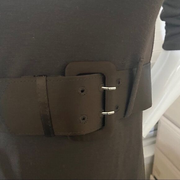 C8 Theory brown belted stretchy dress - Picture 2 of 7